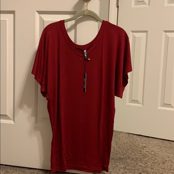 Lock & Love Tops - Wine colored dolman top
